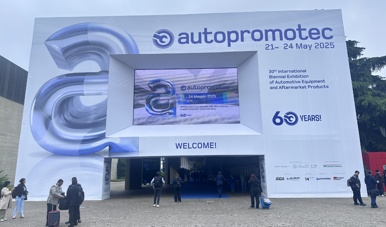 Hauvrex in Autopromotec Blogna 05.2025